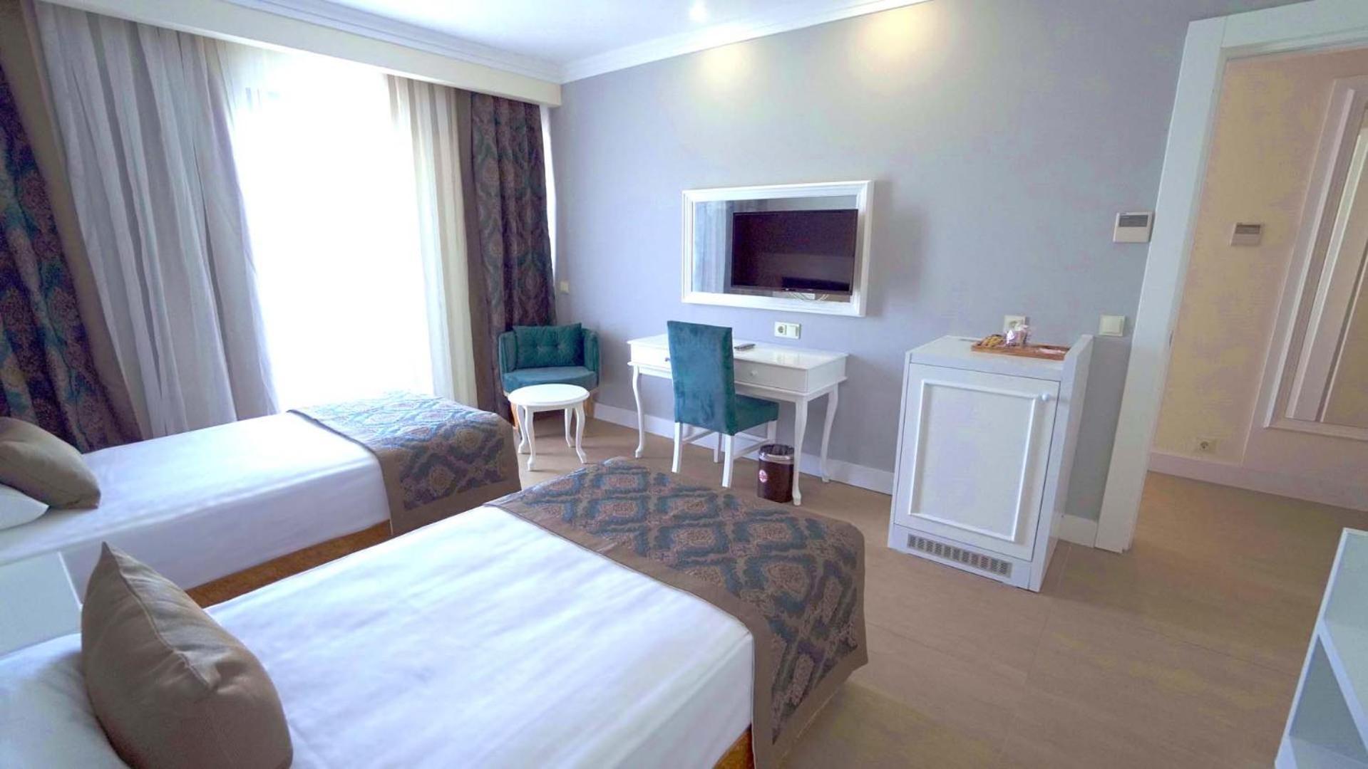 Dream World Palace Colakli Luaran gambar