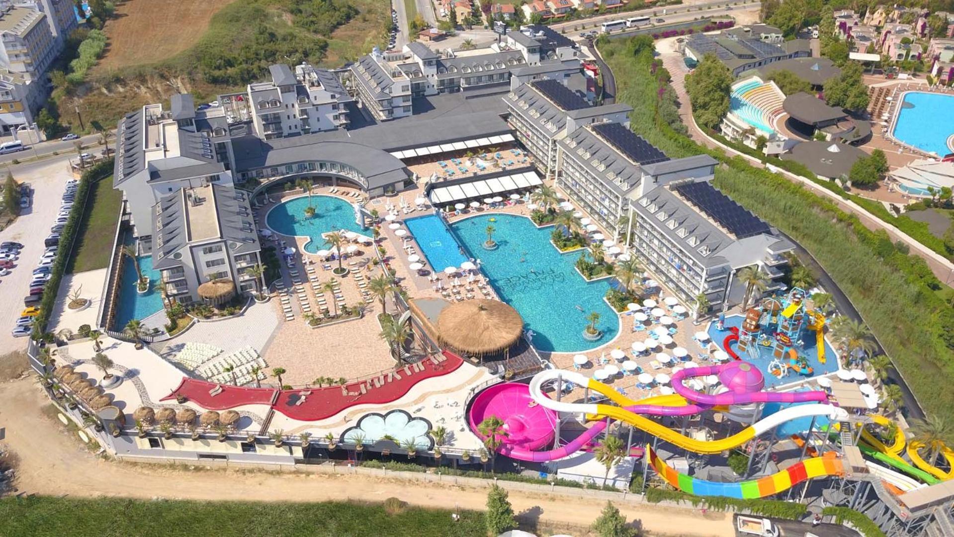 Dream World Palace Colakli Luaran gambar