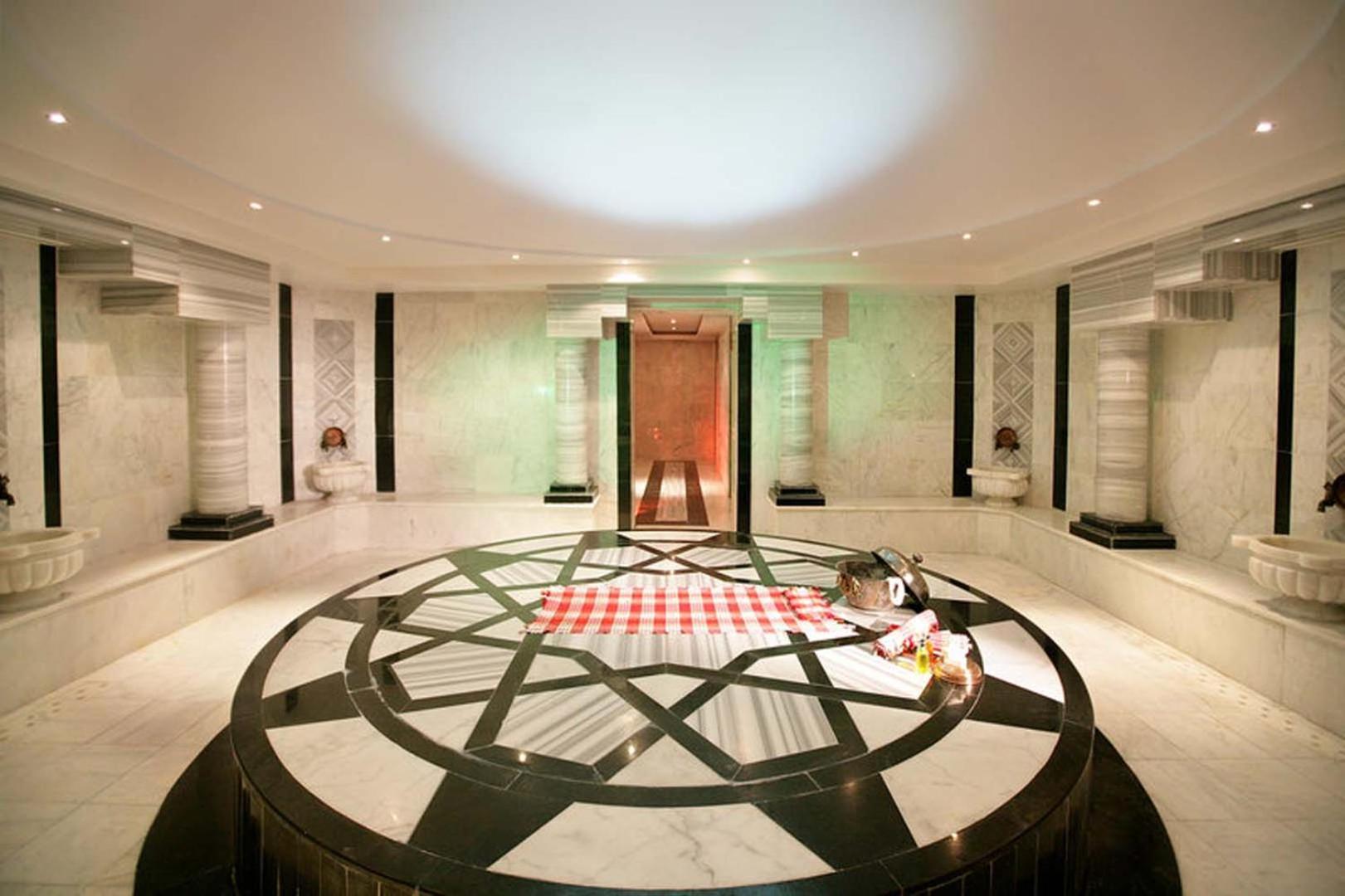 Dream World Palace Colakli Luaran gambar